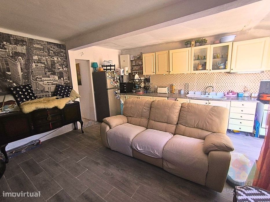 Moradia com garagem e espaço exterior a 5 minutos de Tomar