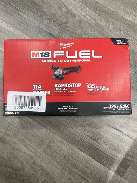 Болгарка Milwaukee