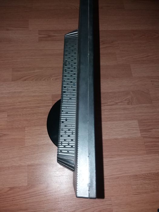 Монітор LG Flatron L1953S

Монітор LG:
Діагональ - 19 дюймів
Cерія - L