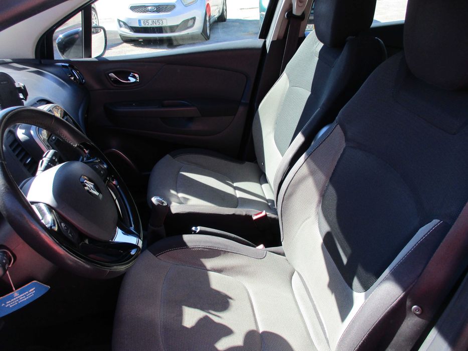 RENAULT CAPTUR 1.5 DCI COM REVISAO + GARANTIA