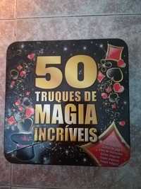 Caixa com 50 truques de magia + Livro de magia