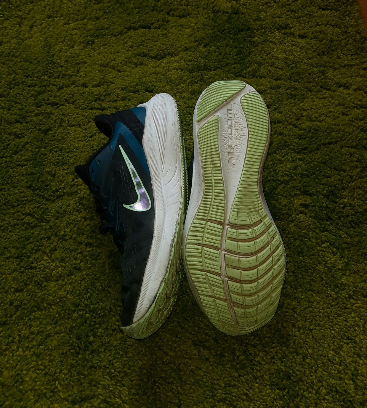 Кроссовки Nike Air Zoom Winflo 7 беговые спортивная обувь React 270