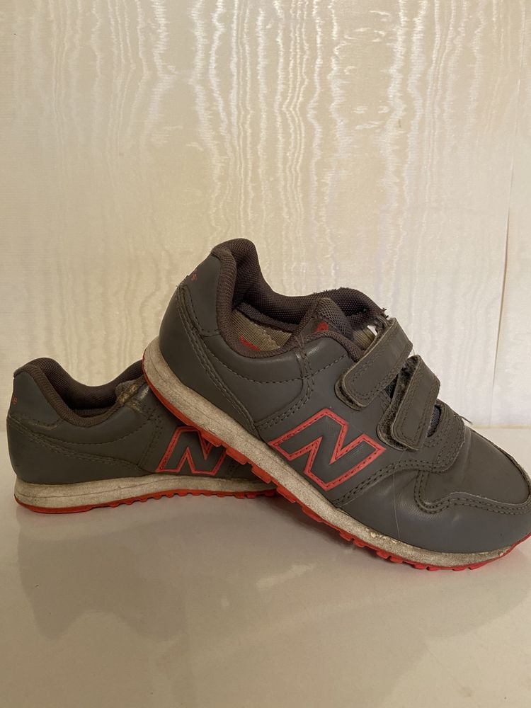 Кроссовки на девочку Adidas, New Balance