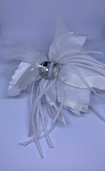 średnia ozdoba ślubna kwiat duży kryształ panna młoda outlet nowa boho