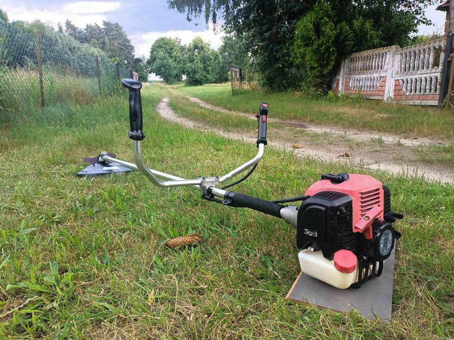 Kosa Kalaos z Niemiec podkaszarka wykaszarka