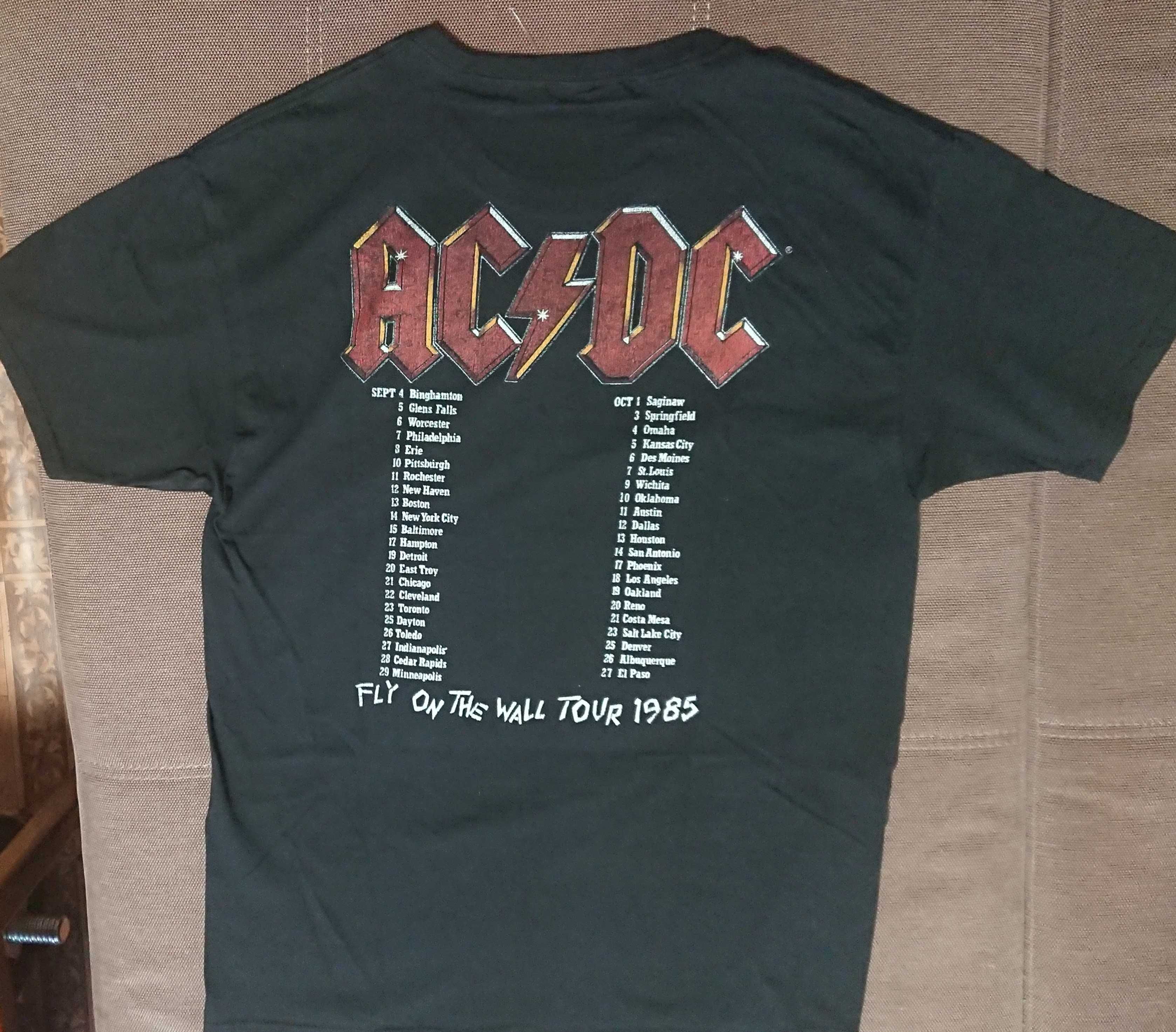 Нова Футболка AC/DC з лого Fly On The Wall 1985 Tour розмір L Чорна