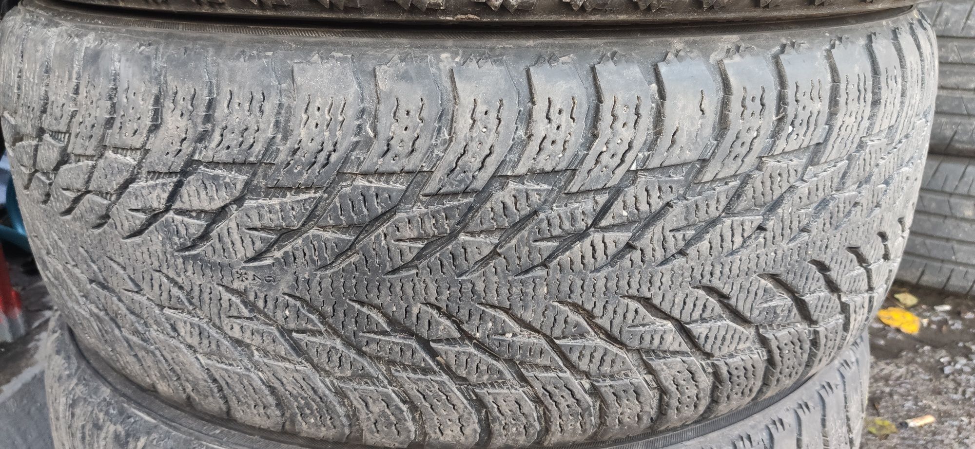 Шини зимові 235/55R19 Nokian Hakkapeliitta R3 suv