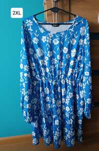 Sukienka tunika cienka niebieska w kwiaty. Rozmiar  2XL