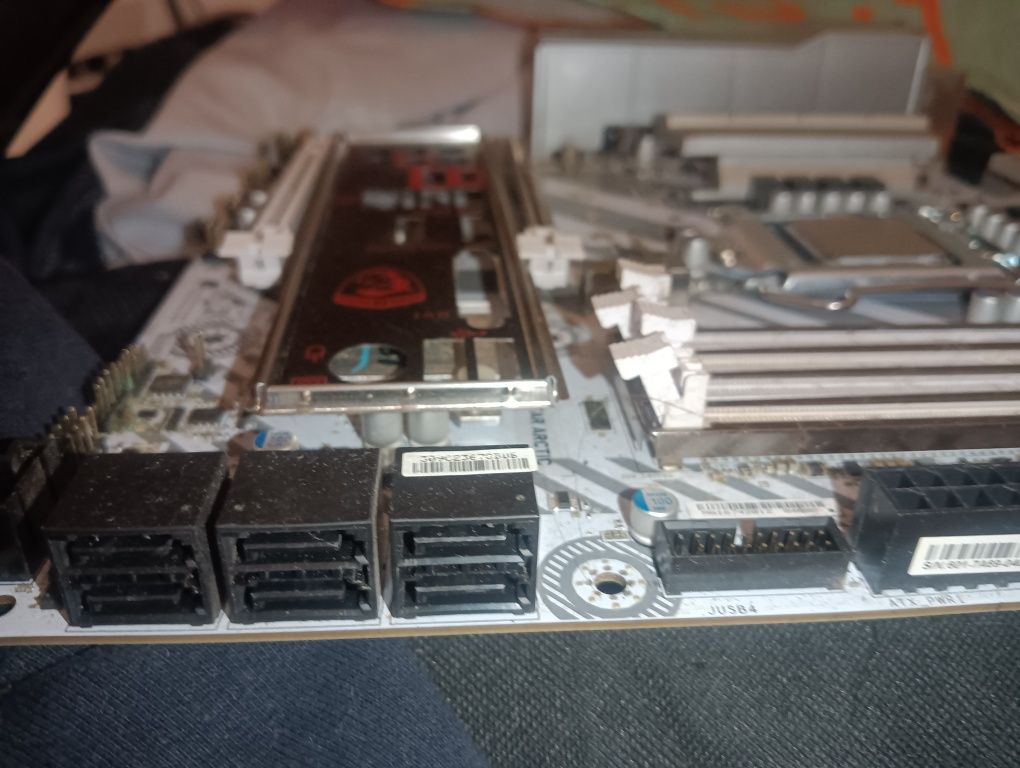 Motherboard msi b250m artic