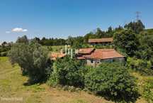 Quinta para restauro com 65.000 m2