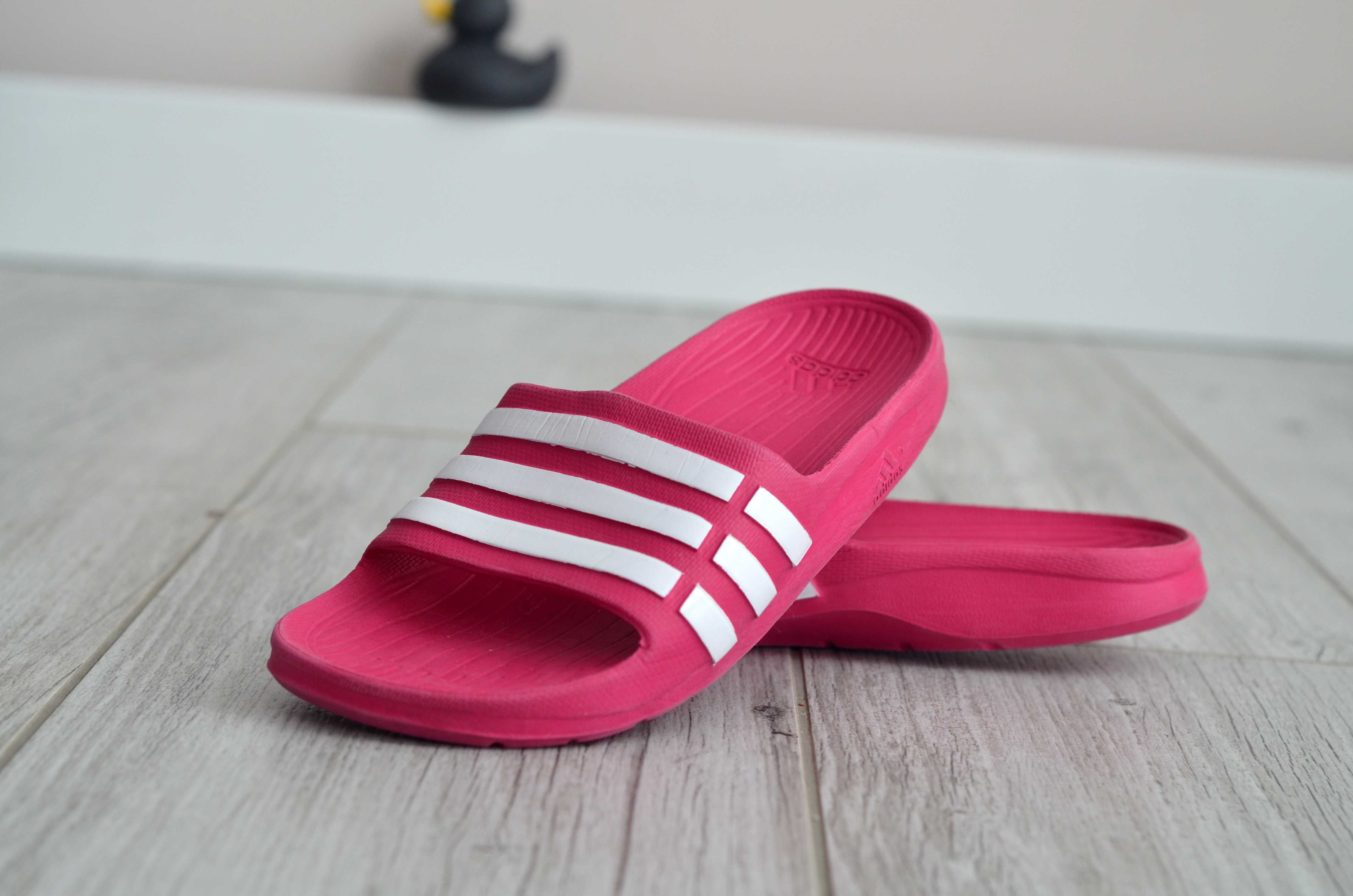 Дитячі шльопки Adidas, (р. 31)