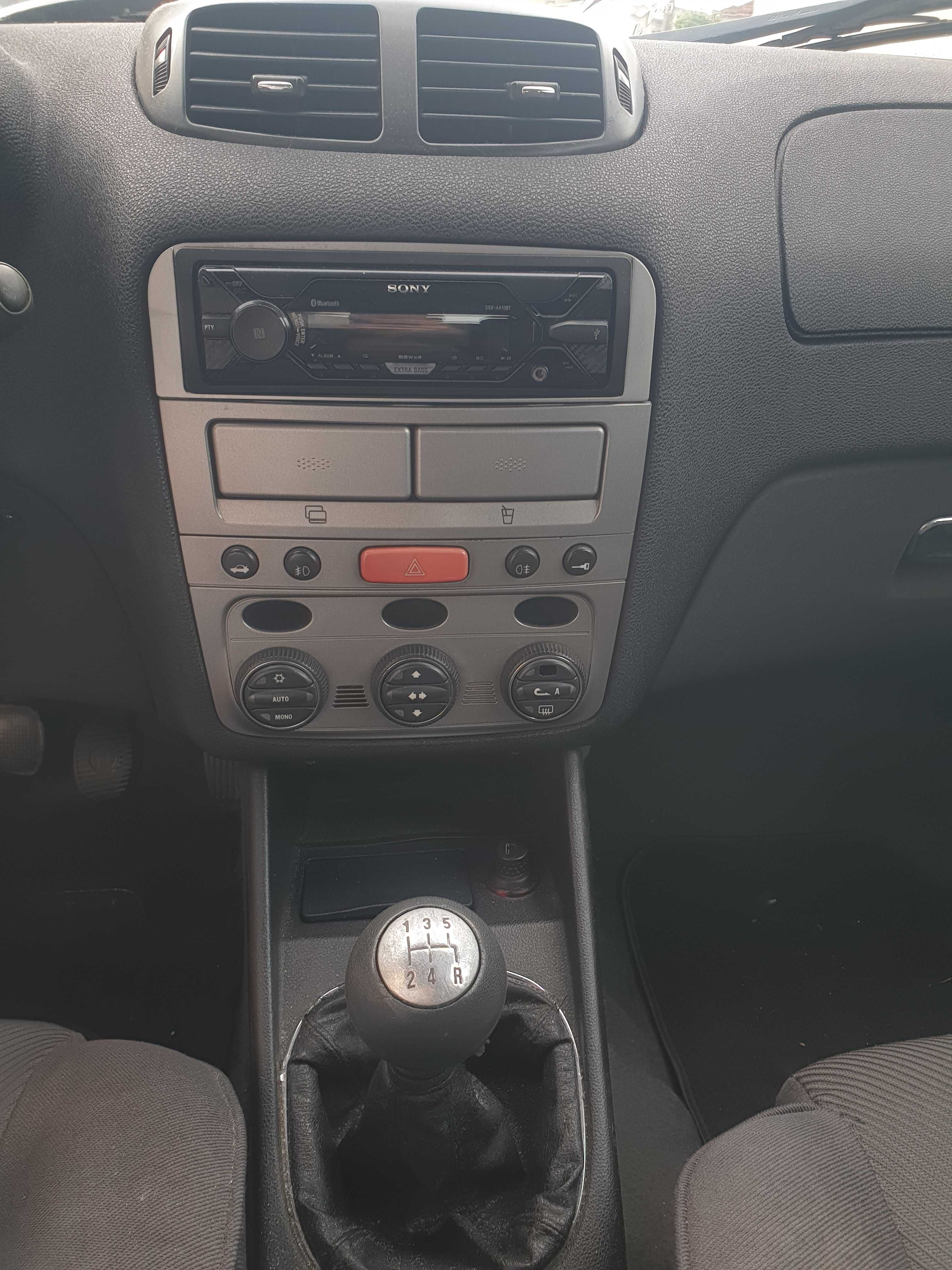 Alfa Romeo 147 1.9 JTD 2002
