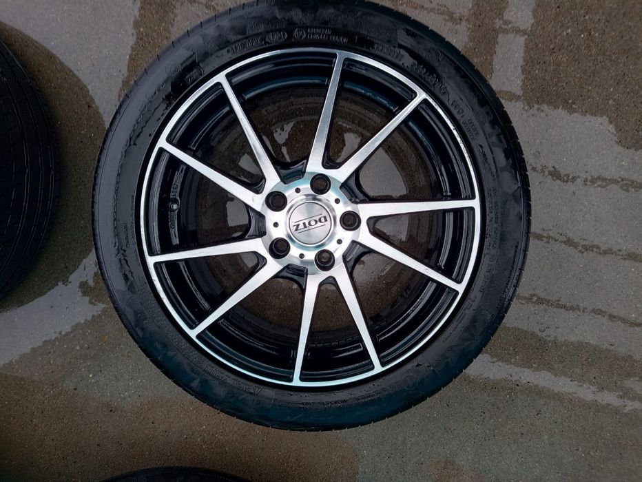 Toyota Auris II koła felgi oryginalne aluminiowe 17'