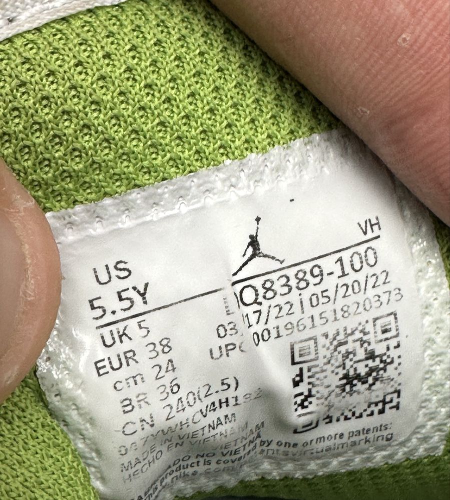 Жіночі шкіряні кросівки Nike Air Jordan Low 38p