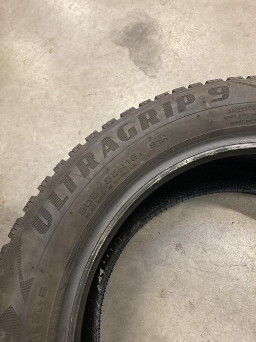 4x 205/55 r16 continental ultragrip 9