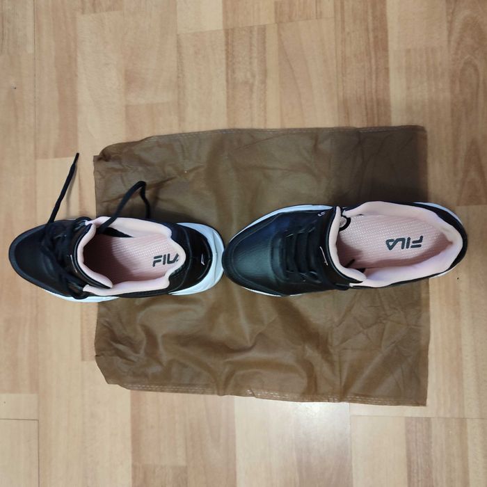 кроссовки Fila DLS новые.