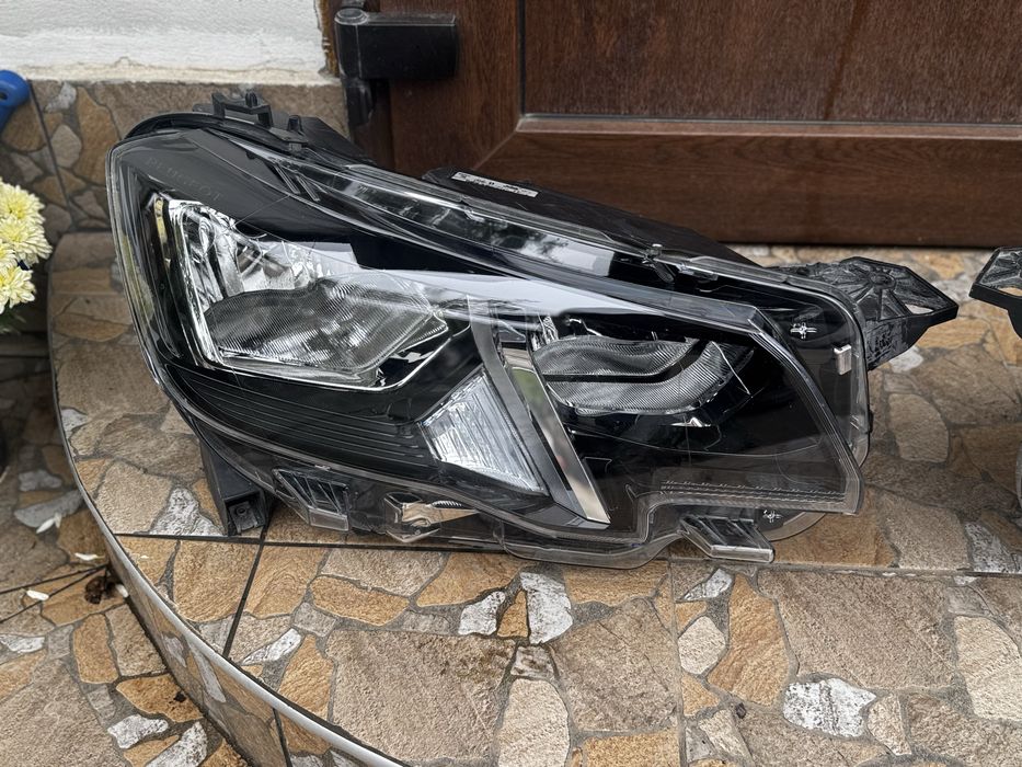 Peugeot Partner Rifter фара 2018 2019 2020 2021 2022