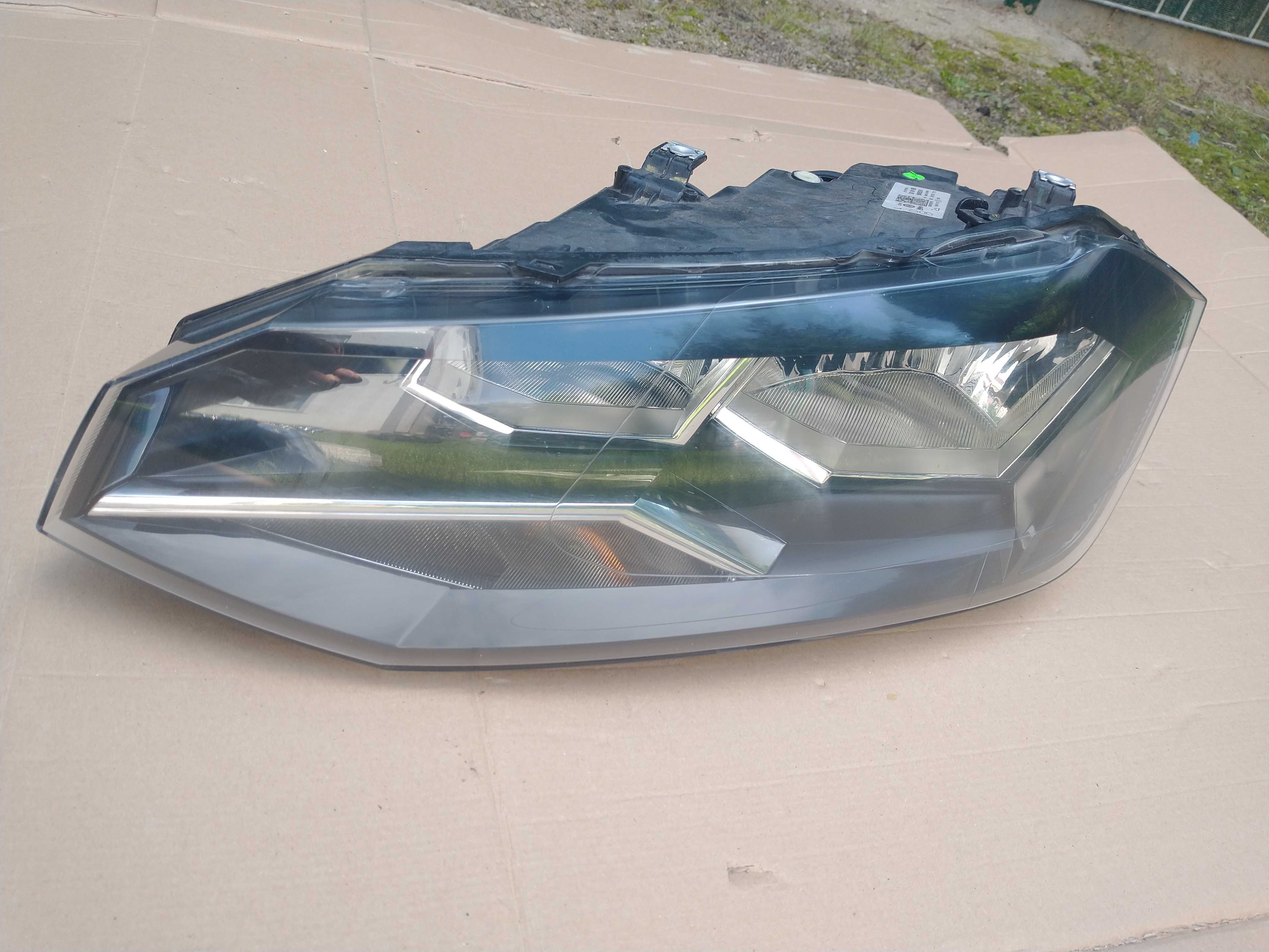 Lampa do VW POLO 2G lewa 2G1.941.005