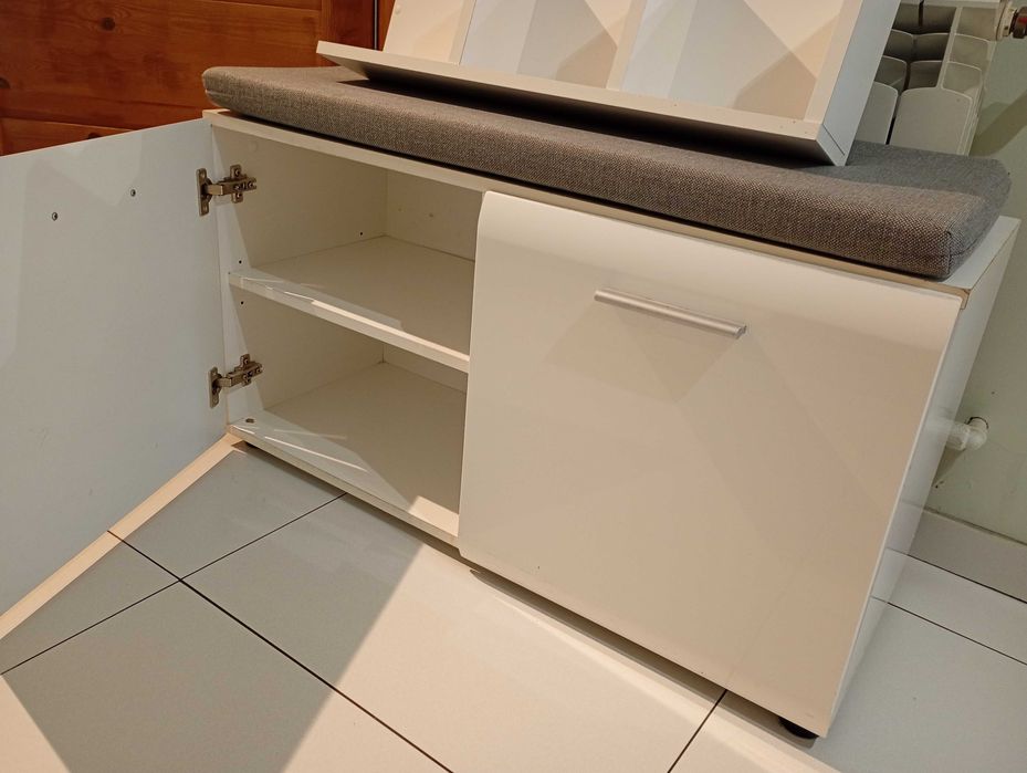 Meble do przedpokoju