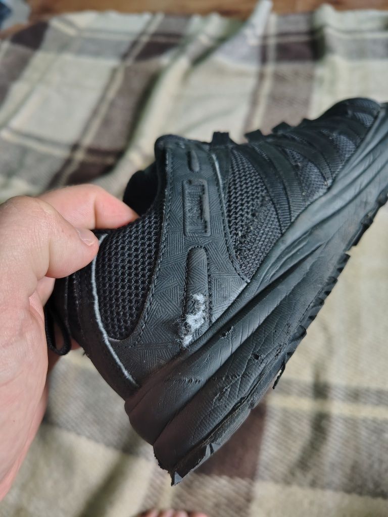 Magnum storm trail lite