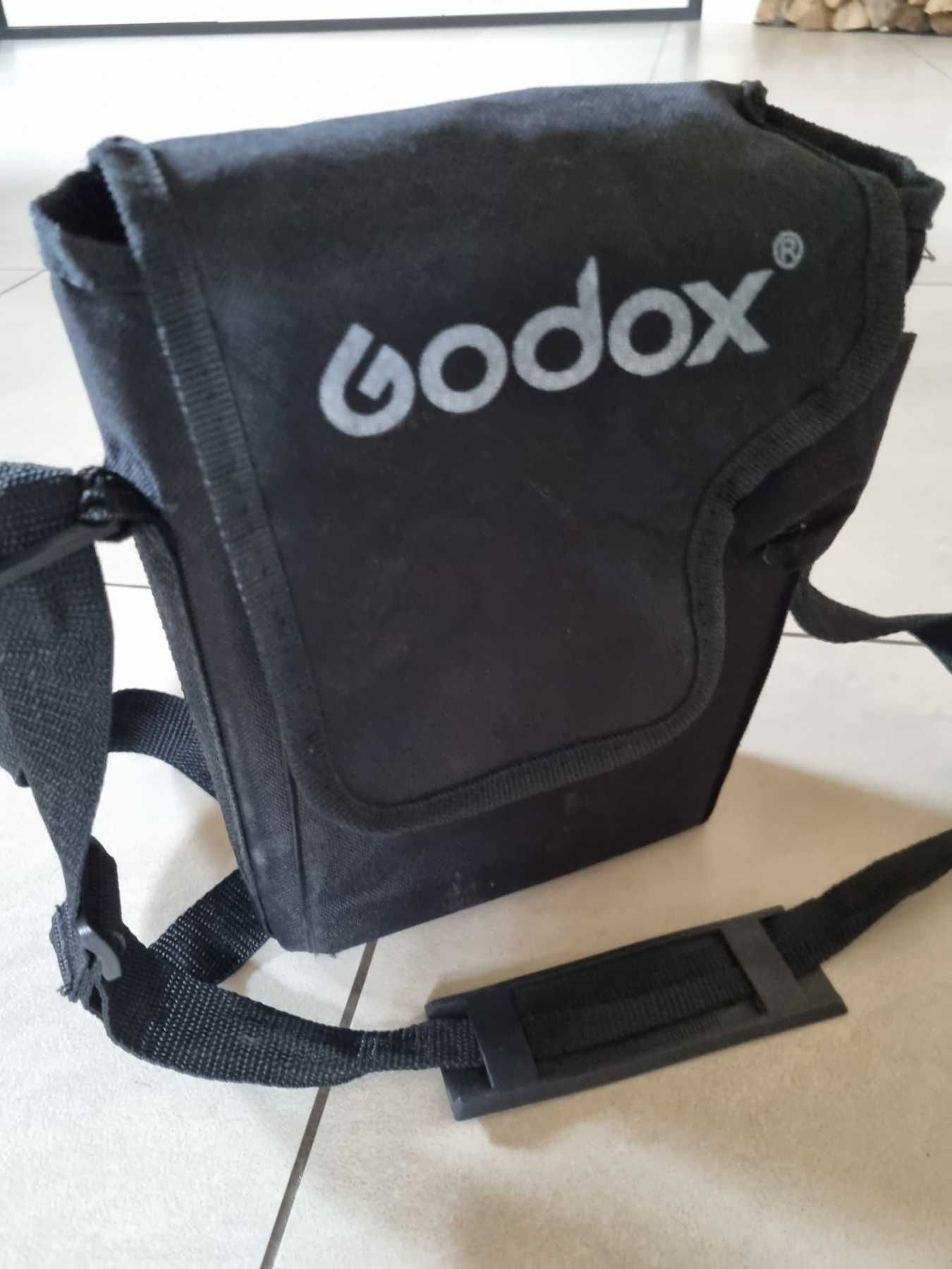 Генераторний спалах Godox CD400