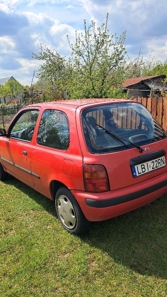 Nissan Micra Benz.