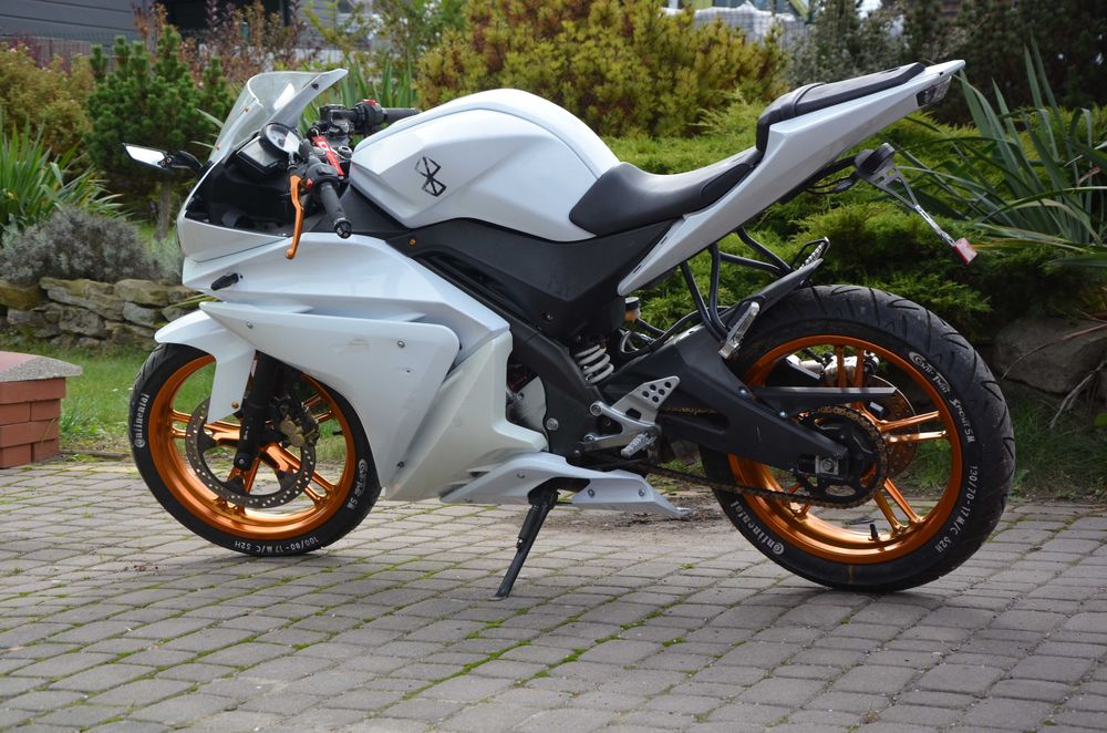 yamaha yzf 125r rok 2012