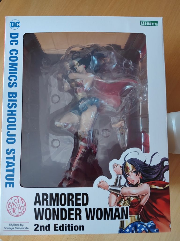 Armored Wonder Woman DC comics figurka