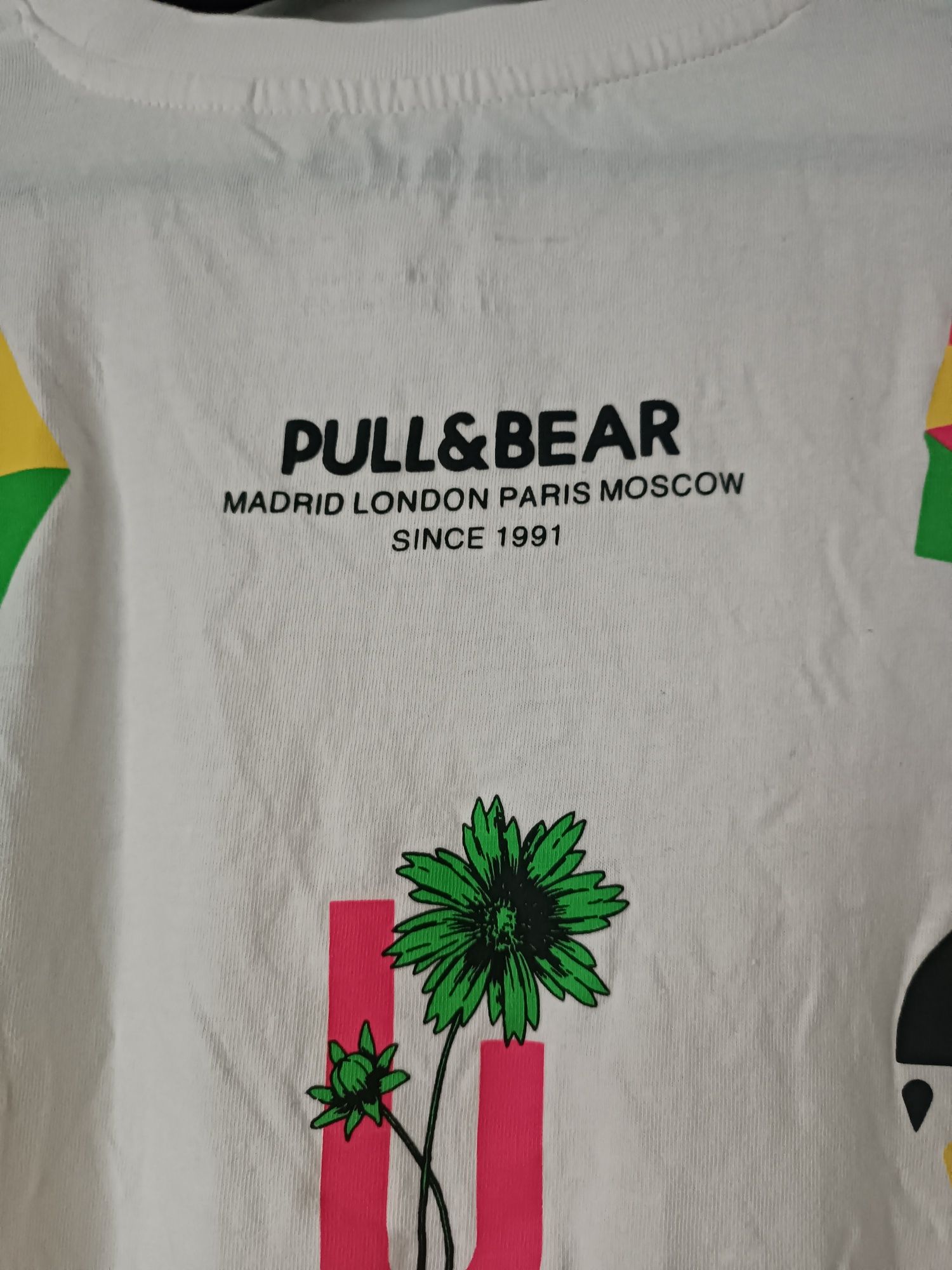 Koszulka męska Pull&Bear z kolorowymi grafikami