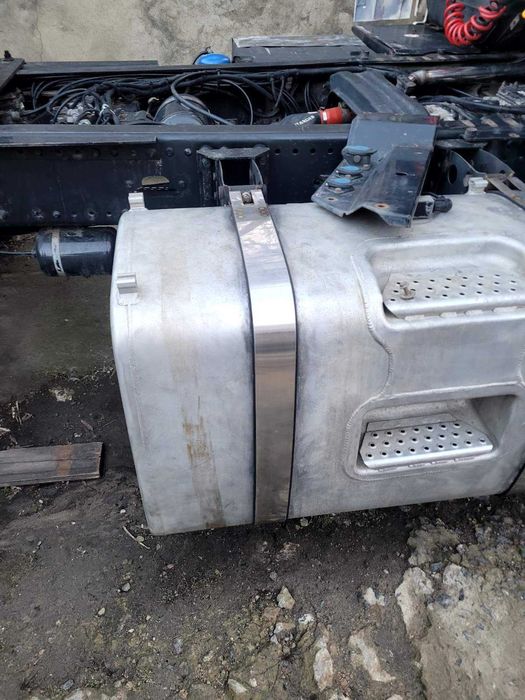 Ленты крепления топливного бака VOLVO, MAN, RENAULT нержавейка.