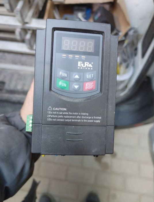 Falownik EURA E800