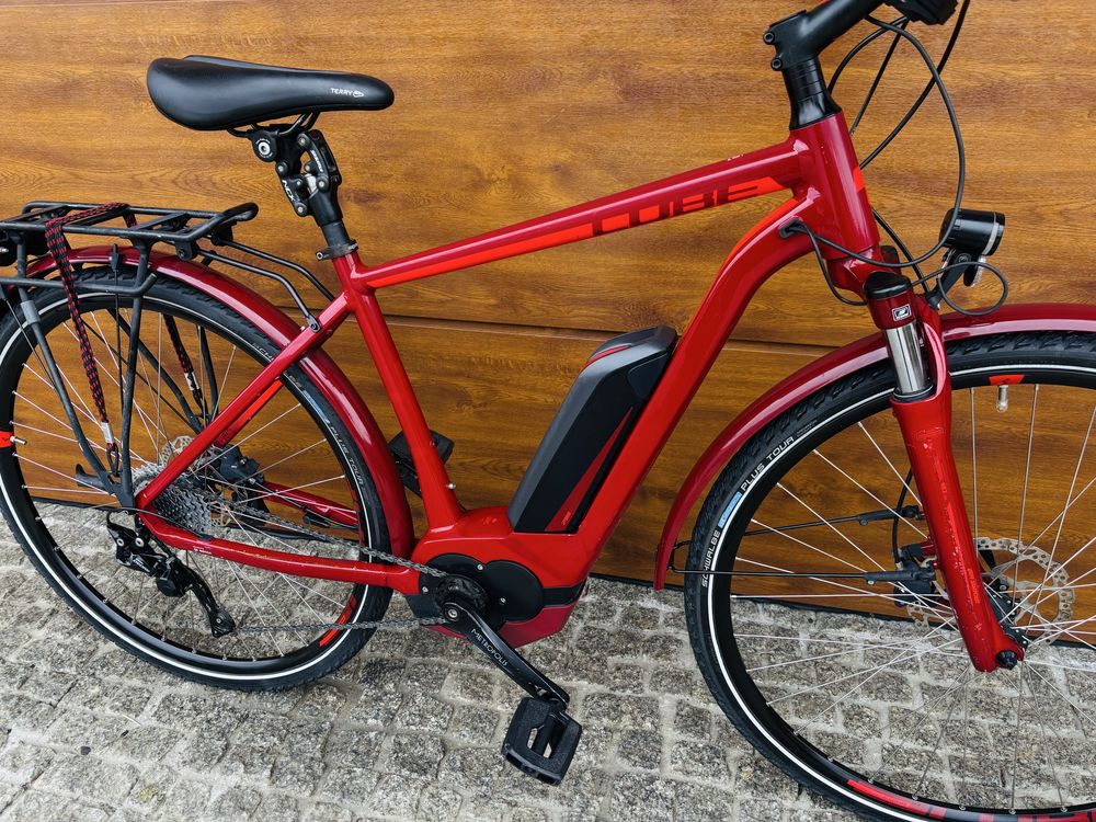 Elektryczny Cube Cross Pro, Bosch Performance CX, Deore, hydraulika
