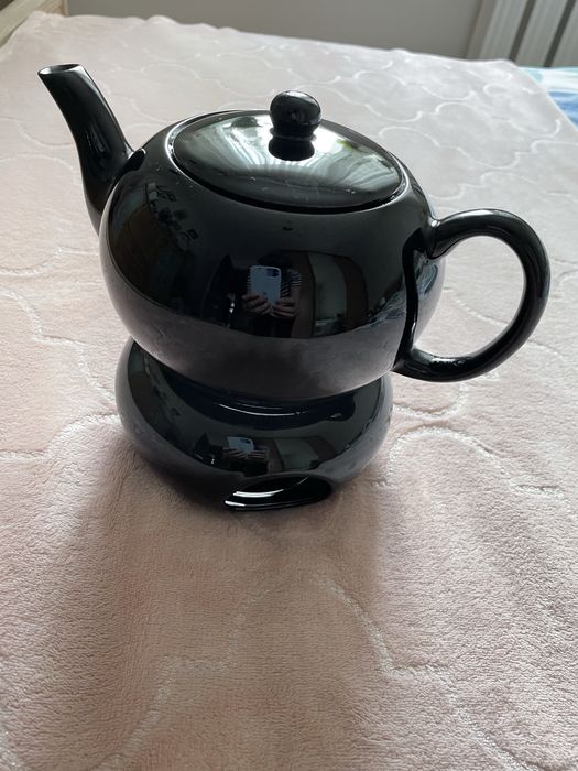 Imbryk do herbaty z podgrzewaczem