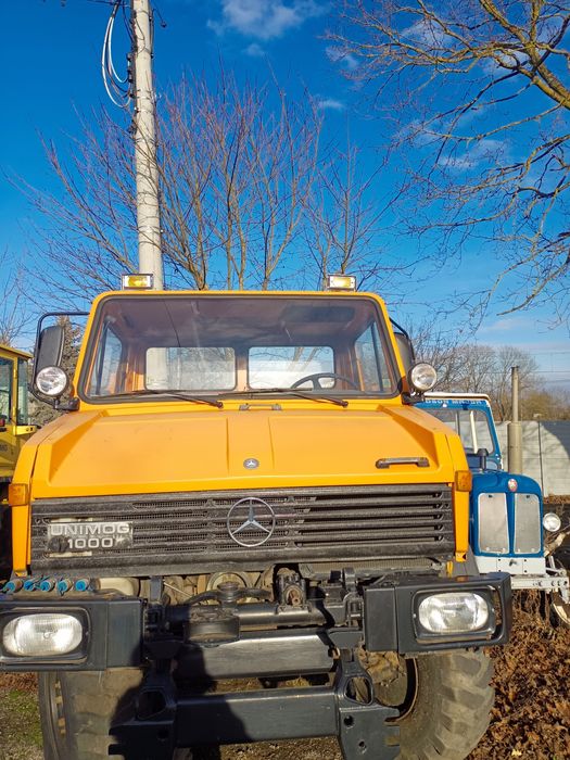 Mercedes UNIMOG 1000