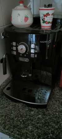Máquina café delonghi