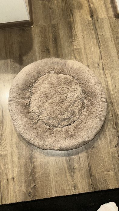 Лежанка для кота/собаки (круглый,пушистый пуфик с вынимающейся дном)