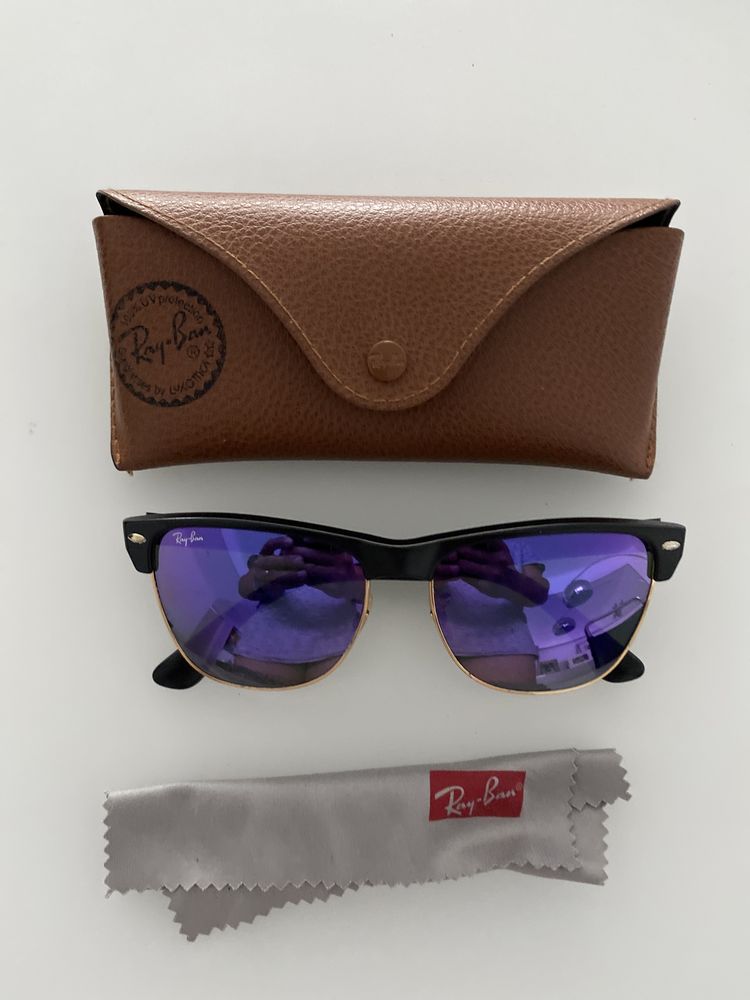 Óculos de Sol Ray Ban impecaveis.