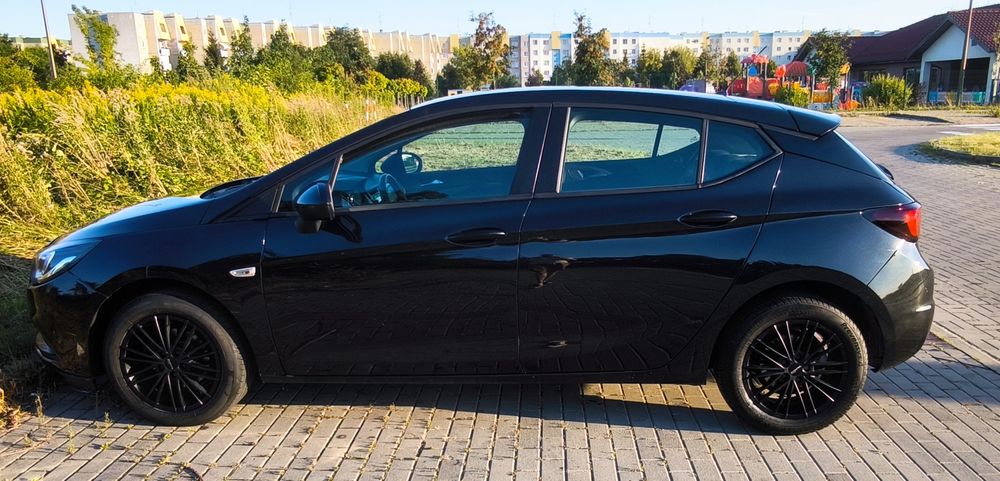 Opel Astra K 1.0 benzyna, niski przebieg