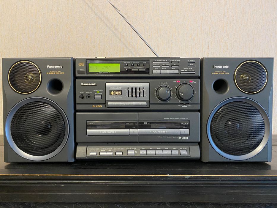 Panasonic RX DT680. Магнитола