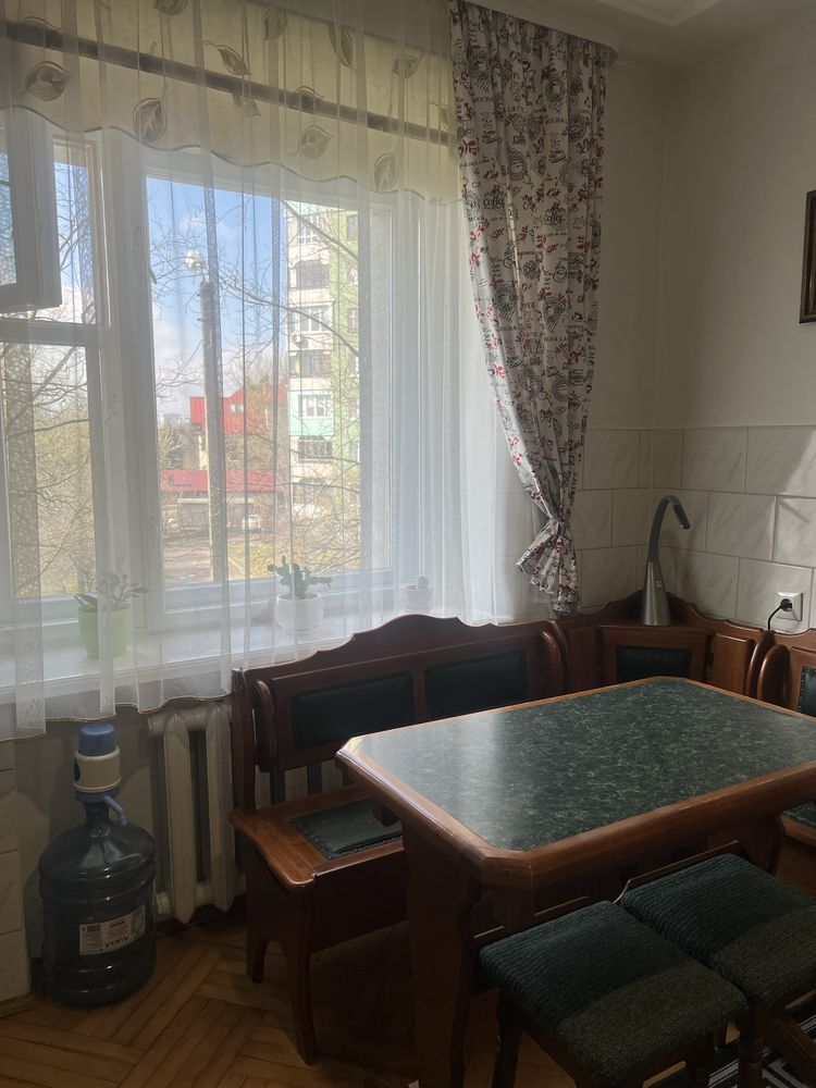 Продаж 2 кімнатноі квартири вул Грінченка(чешка)