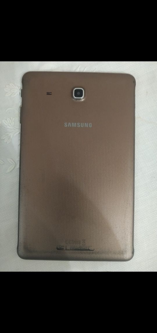 Планшет Samsung SM T-561 10 дюймов