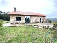 Casa de Campo T5 em Carvalhal de 234,00 m2