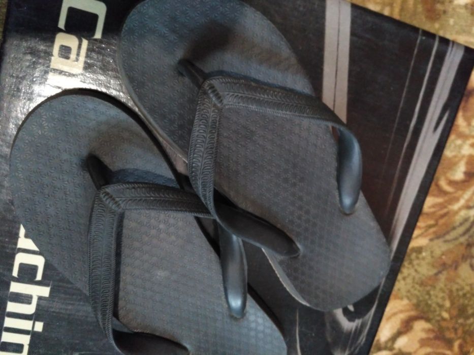 сланцы шлепки вьетнамки черные