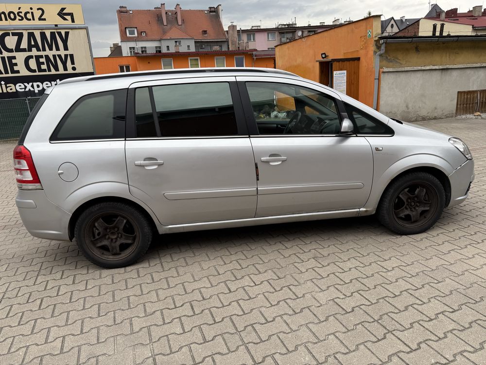 Opel Zafira 1.9 CDTI • 7-osobowy