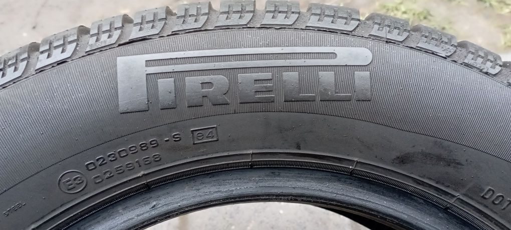 Opona 1szt 165/70/14 81T Pirelli SnowControl Serie 3 7mm