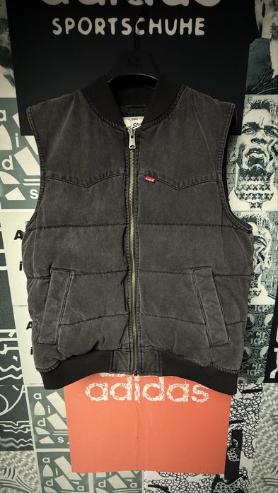 100% ОРИГІНАЛ! Жилет Levis розміри M L XL пух!
