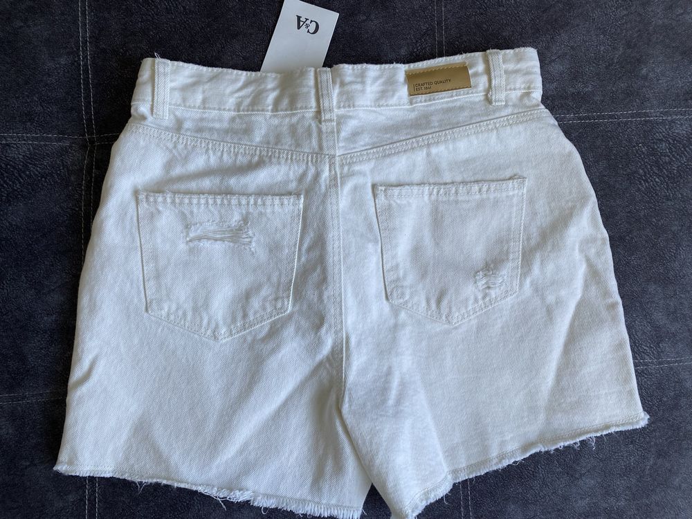 Літні шорти НОВІ брендові C&A з Біркою/ білі/ джинсові