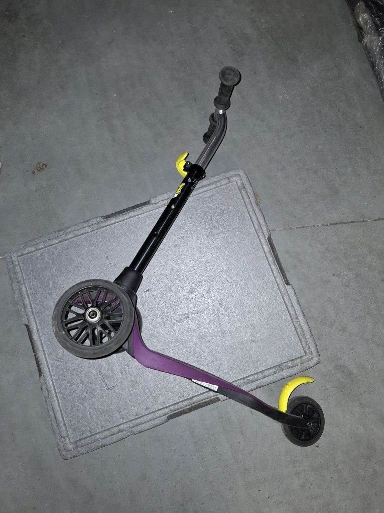 Trotinete + Capacetes + Patins + Protecções Criança Júnior