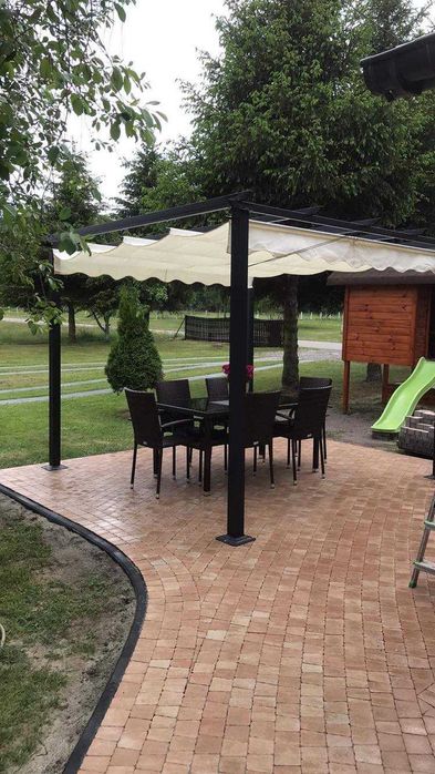 Pergola tarasowa ze stelażem