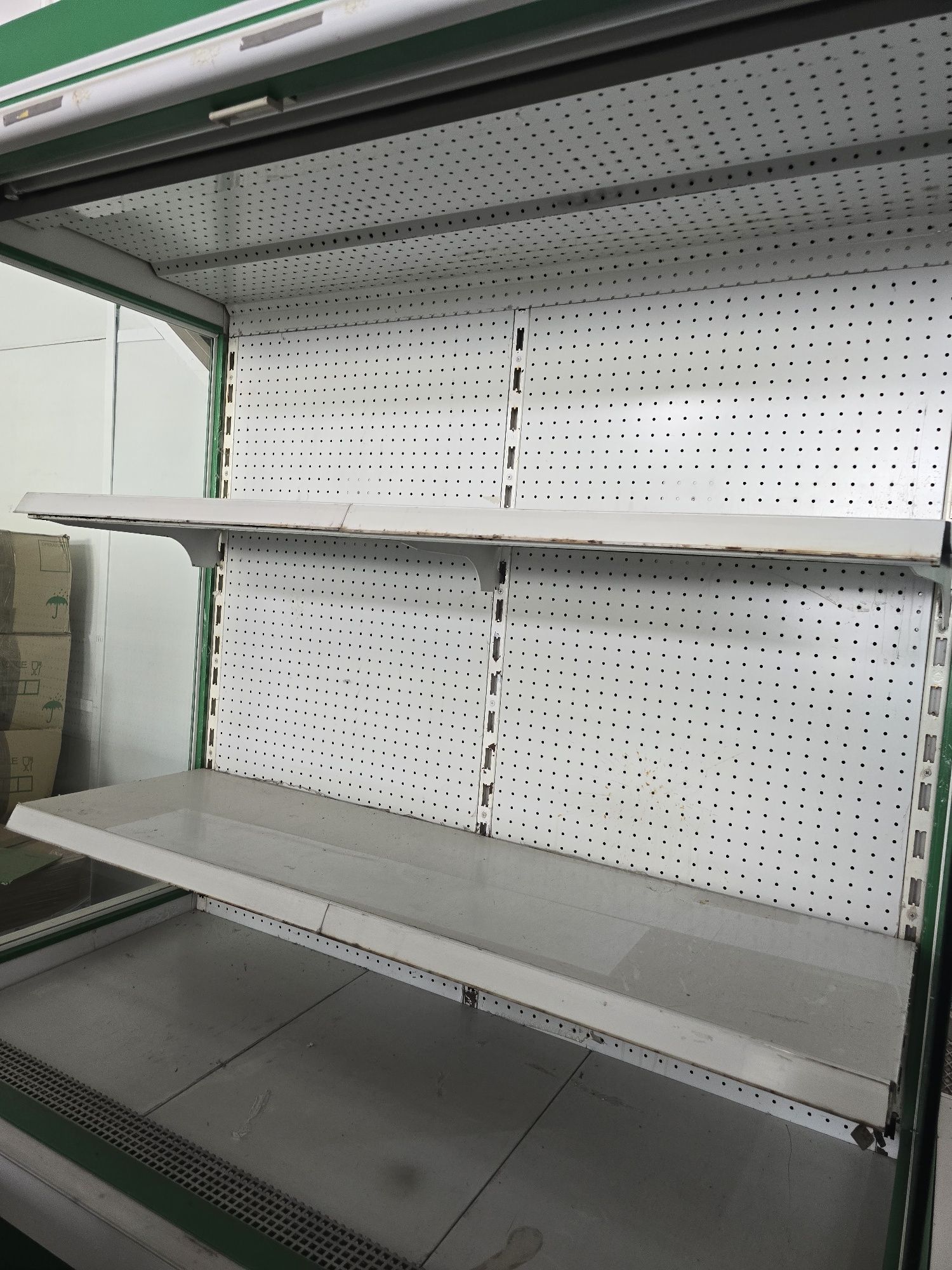 Vende-se Expositor Refrigerado Vertical FRIGER – Ideal para Frutas e L